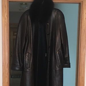 Lamb Leather Coat 7/8 Length with Black Dyed Detachable Fox Collar
